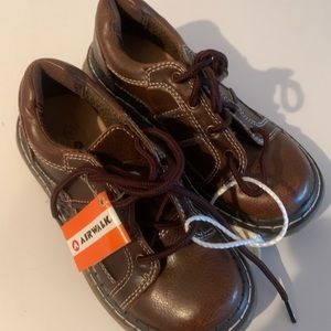 Airwalk boys shoes -NWT -size 11 1/2